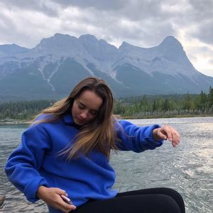 Meet your Posher, Joanna